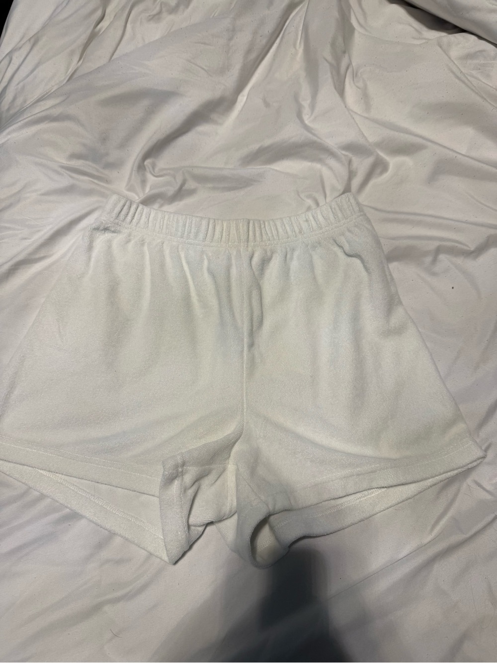 Aritzia Women's White Terry Cloth Lounge Shorts